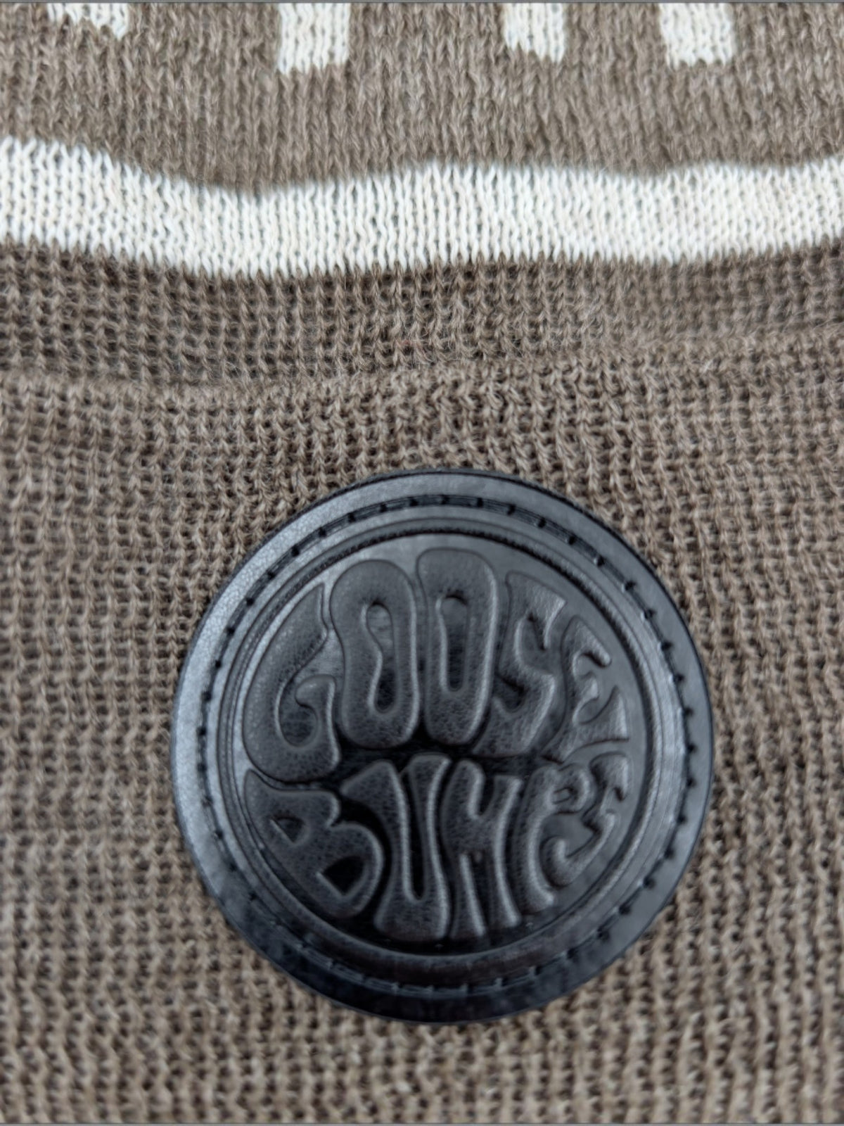 Gåshud Goosebumps Classic PomPom Beanie – Brun/Beige